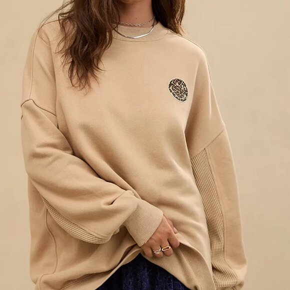 Aerie Women's Beige Smiley Crew Neck Long Sleeve Gateway Casual Sweatshirt Sz S - Picture 1 of 8